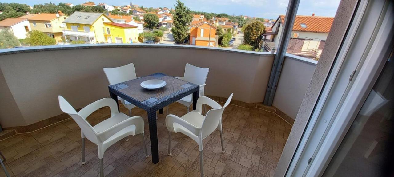 ميدولين Apartments Tomo المظهر الخارجي الصورة