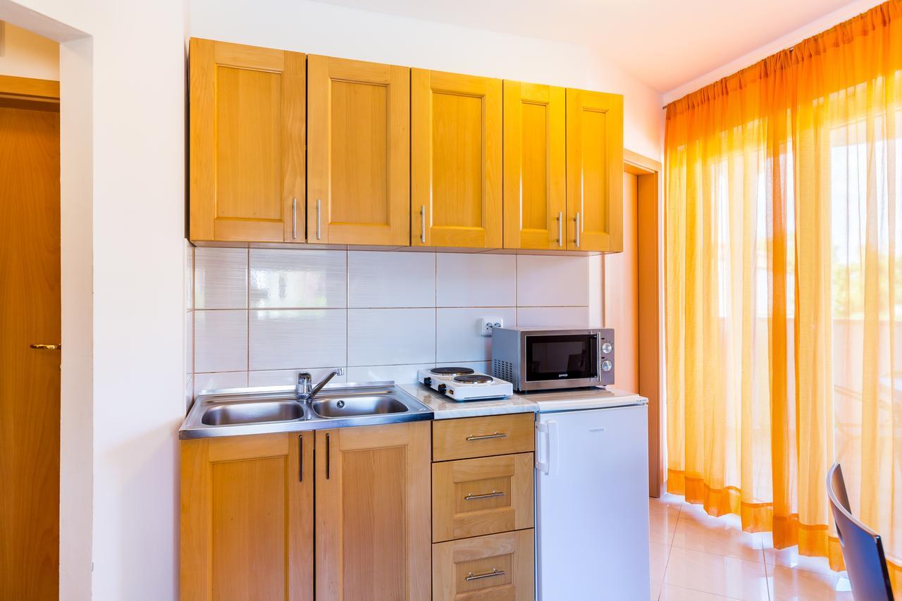 ميدولين Apartments Tomo المظهر الخارجي الصورة
